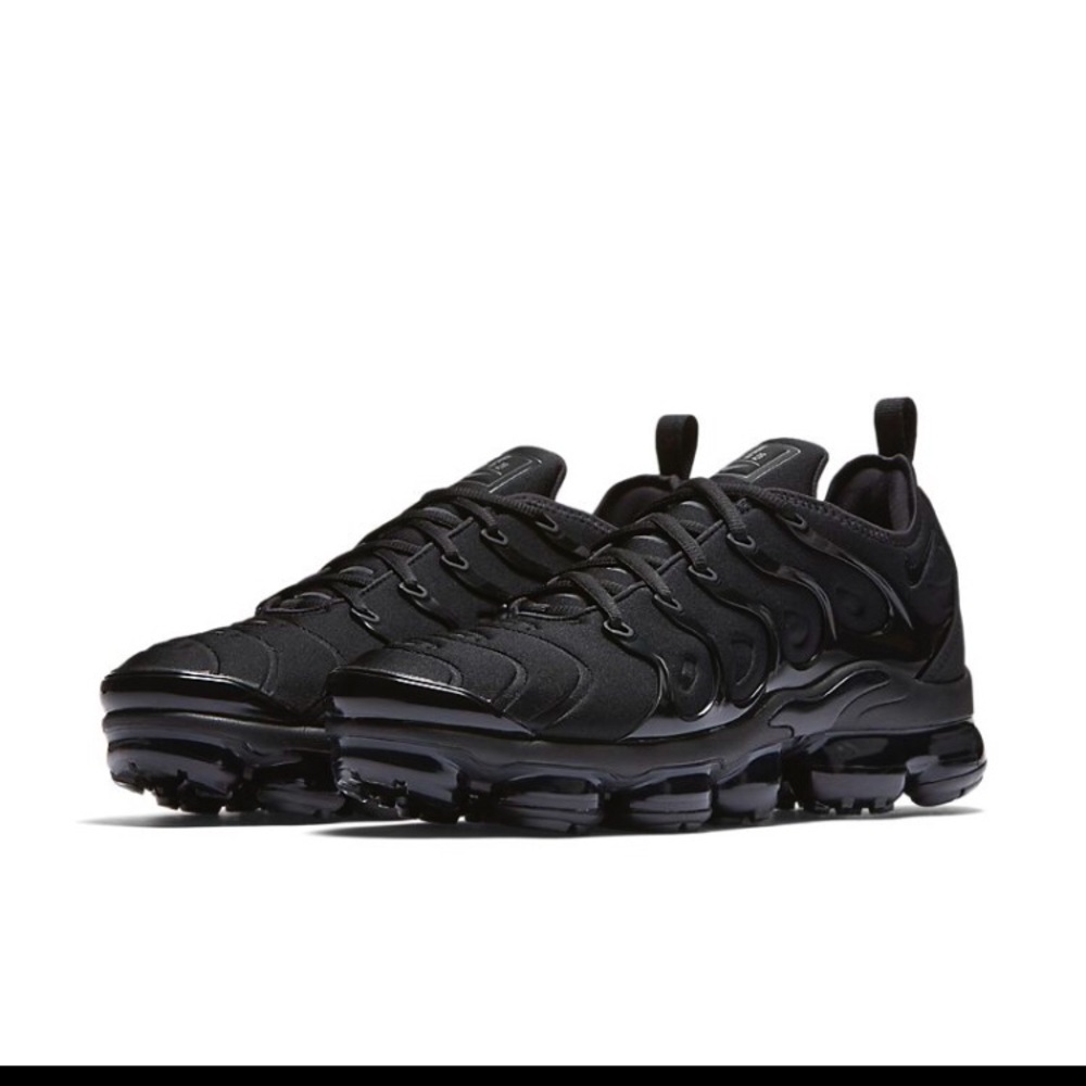 Nike vapor max size mens black